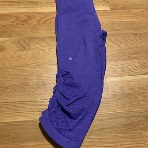 LuluLemon crop pants